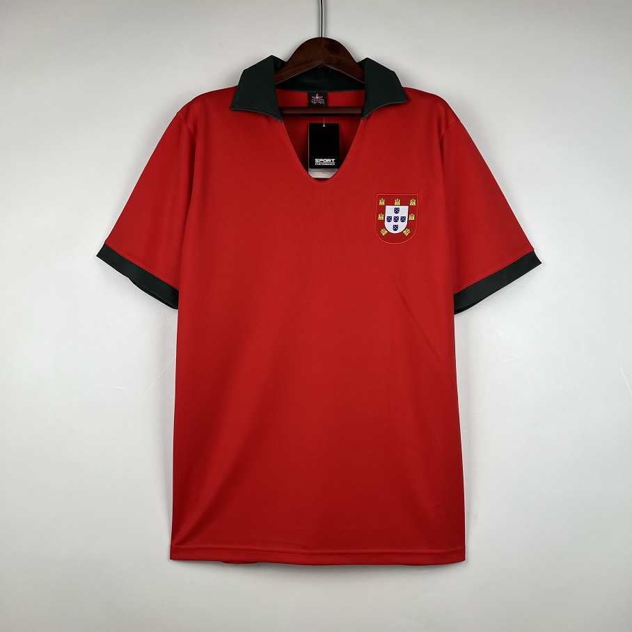 AAA Quality Portugal 1972 Home Soccer Jersey